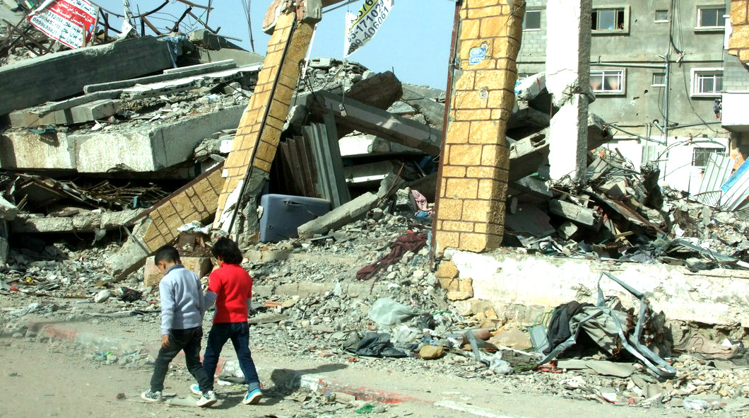 In Gaza blockade, humanitarian organizations can no longer be neutral