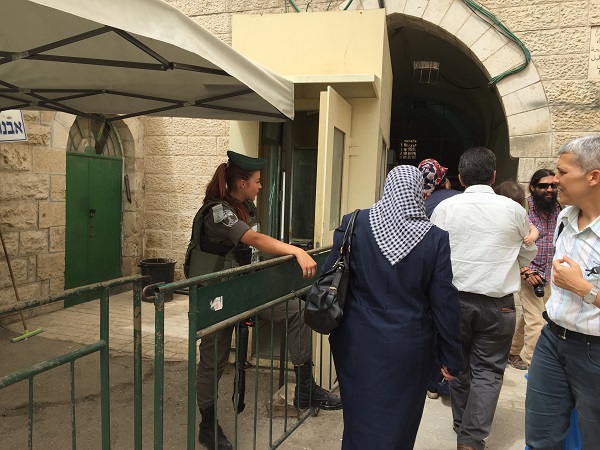 Military checkpoint in Hebron